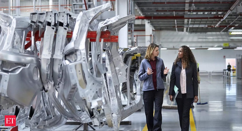 Auto companies hiring more women to boost diversity