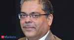 Move away from pharma and accumulate good hospital stocks: Anand Tandon