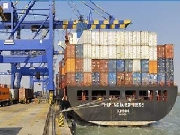 Adani Ports & SEZ stock gains 1% on bid to prepay $195-million near-term debt