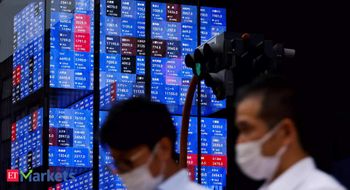 Tokyo shares end lower, extending global rout