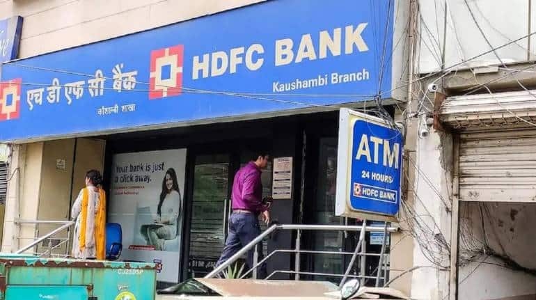 HDFC Bank suspends officer for unruly behaviour with colleagues