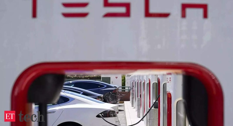 EV charging firms oppose Texas' 'premature' plan to mandate Tesla standard