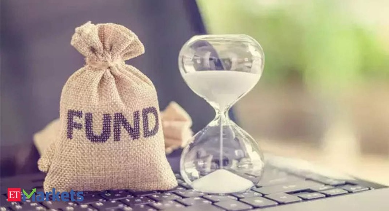 FD vs mutual funds: Which is a better option for first-time investors?