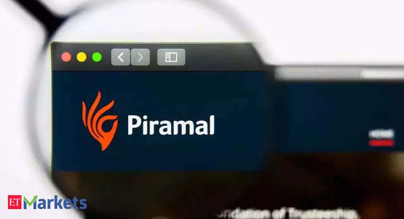 Piramal Enterprises plummets 8% after Rs 1,536 crore loss in Q2 on high provisions