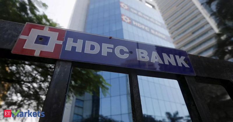Eight of top 10 firms lose Rs 2.28 lakh cr in mcap; HDFC Bank, Reliance biggest laggards