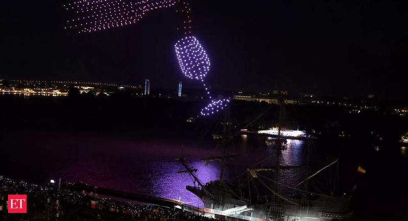 Bordeaux Wine Festival amazes spectators with breathtaking drone show