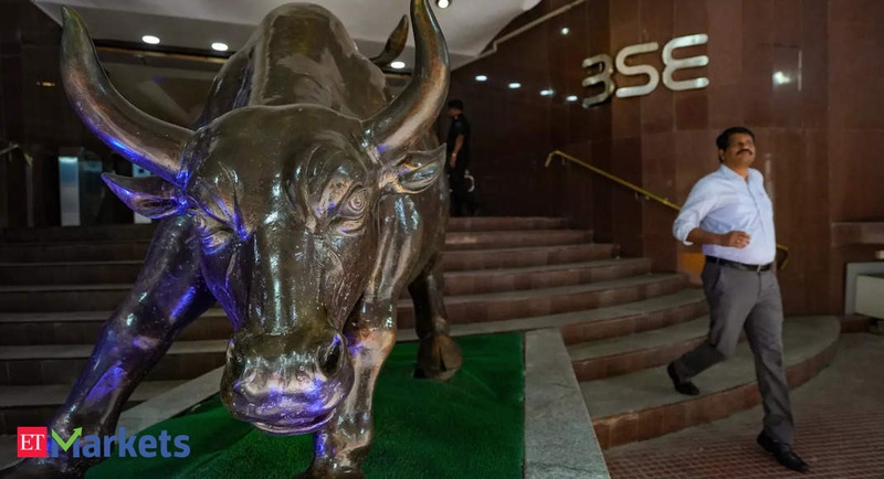 Index heavyweights drive Sensex 127 pts higher; Nifty above 16,950